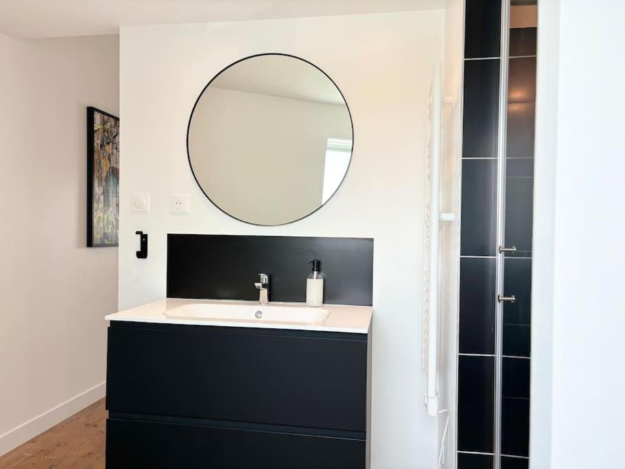Maison Renovee 4 Personnes - Prox Lille Marquette lez Lille Esterno foto